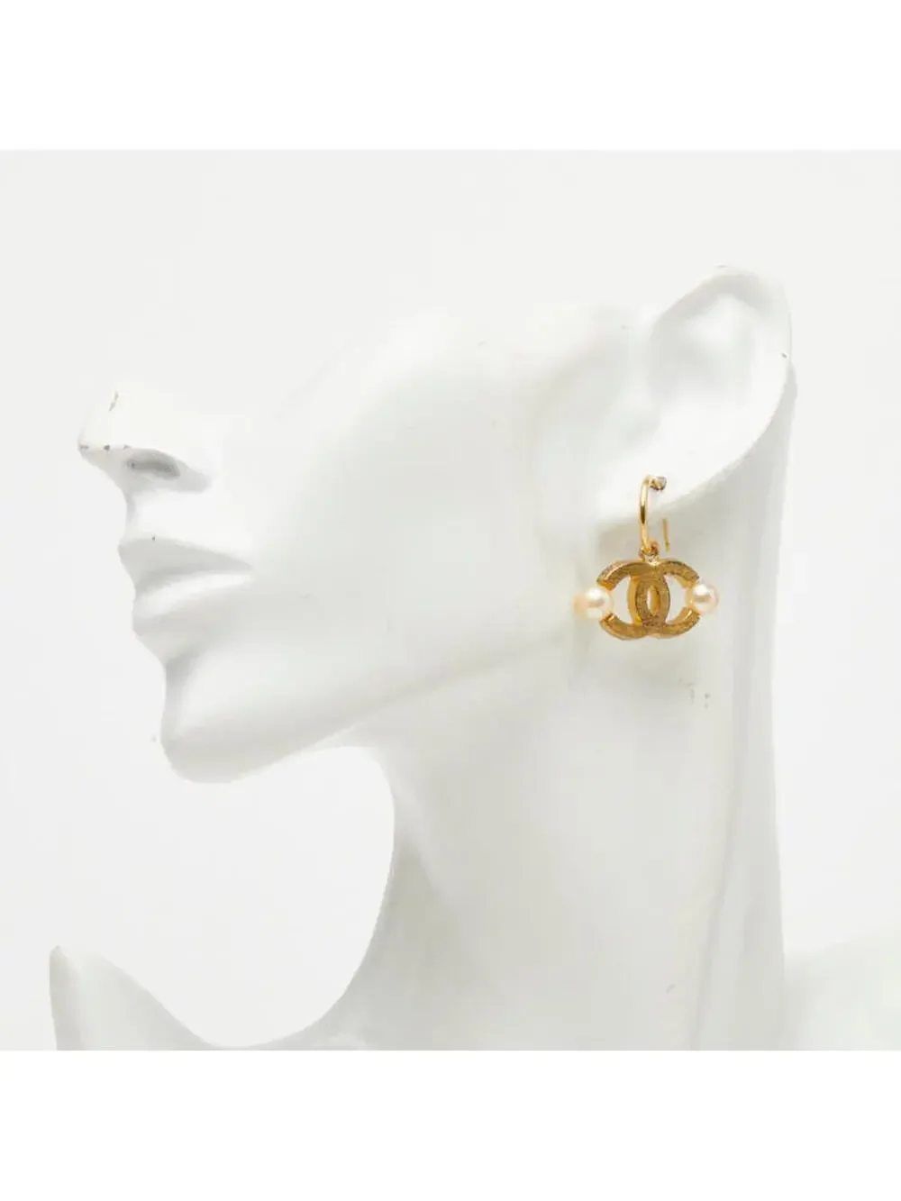 Chanel Cc Logo Earrings Metal Gold-Tone #287913C54B